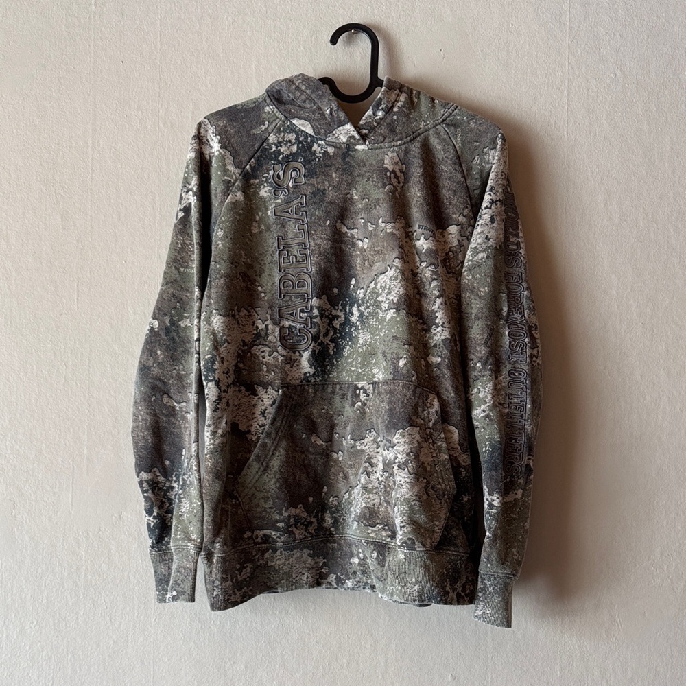 Cabela’s Camo Embroidered Logo Hoodie